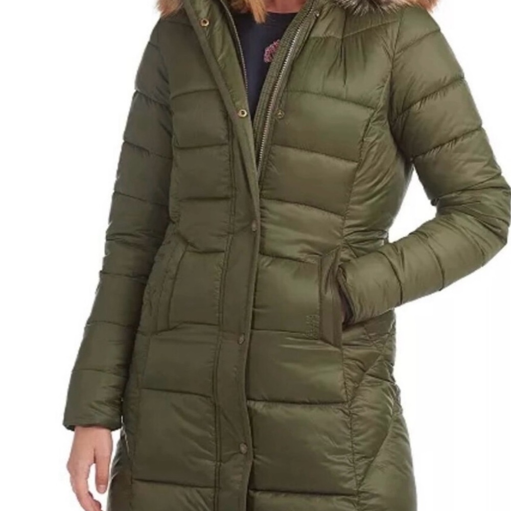 Barbour Women's black Quilted Puffer Coat - Picture 7 of 7